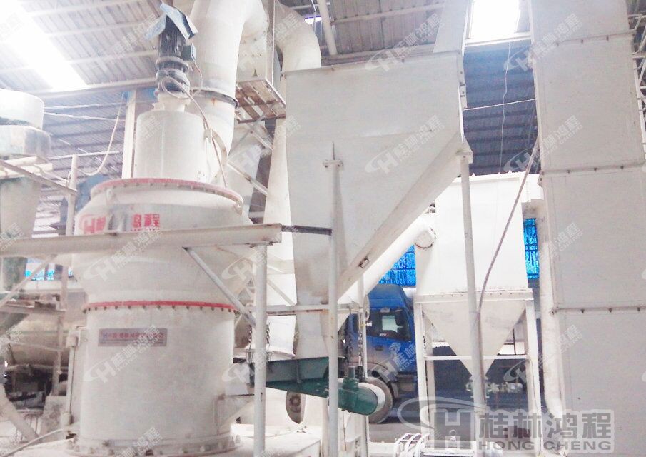 HC1300，325目錳礦石磨粉設(shè)備，錳礦石雷蒙磨粉機(jī)配置方案