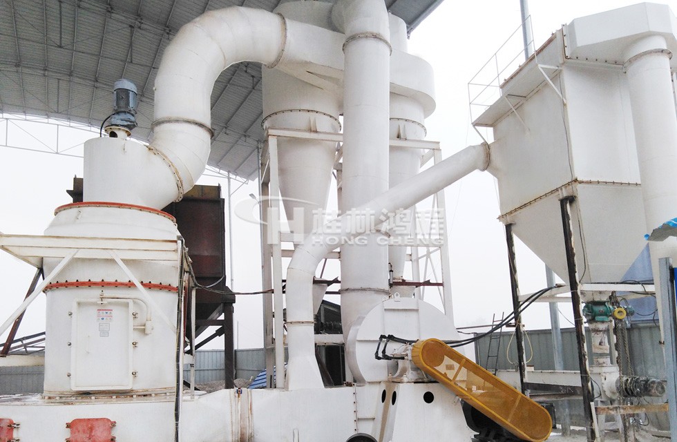 HC1900打礦石粉機(jī)器多少錢一臺(tái) 雷蒙磨粉機(jī)多少錢一臺(tái)？幾萬到幾十萬不等